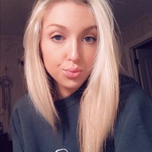 Meet your Posher, Makenzie